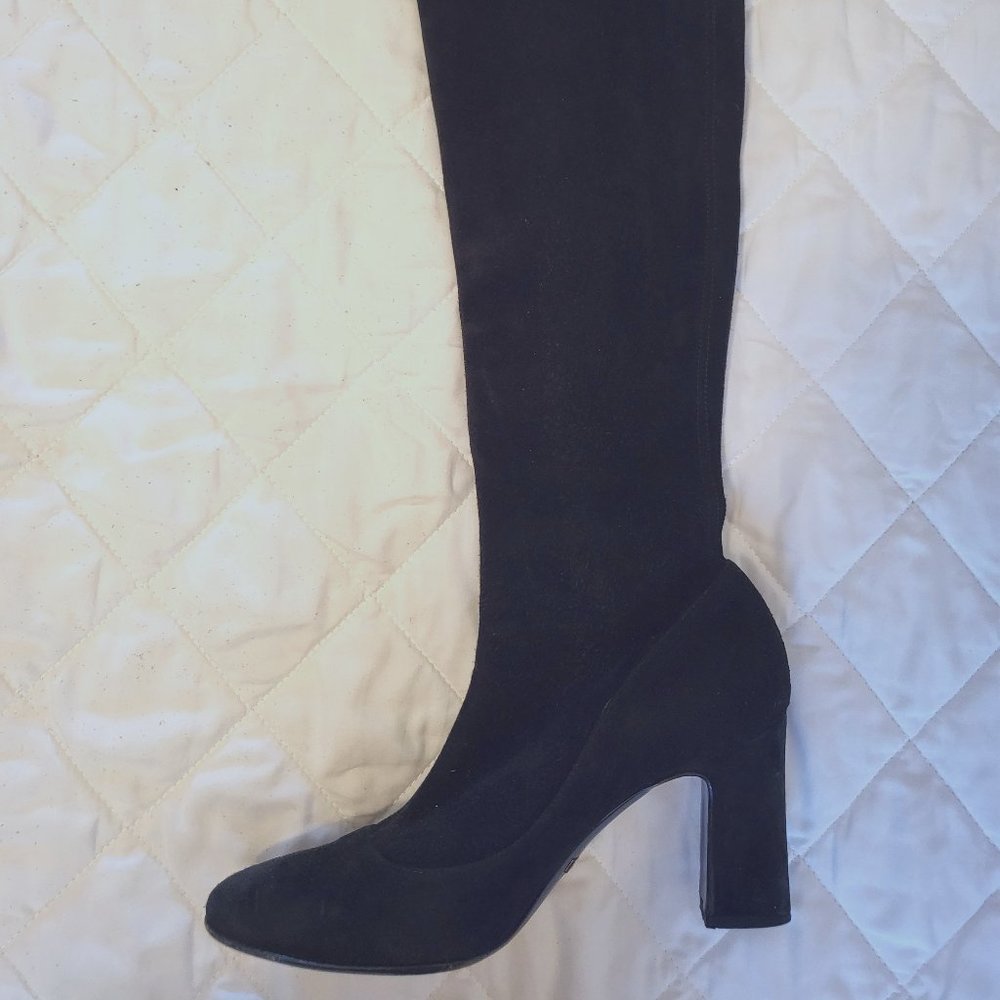 Armani pull on suede boots size 6